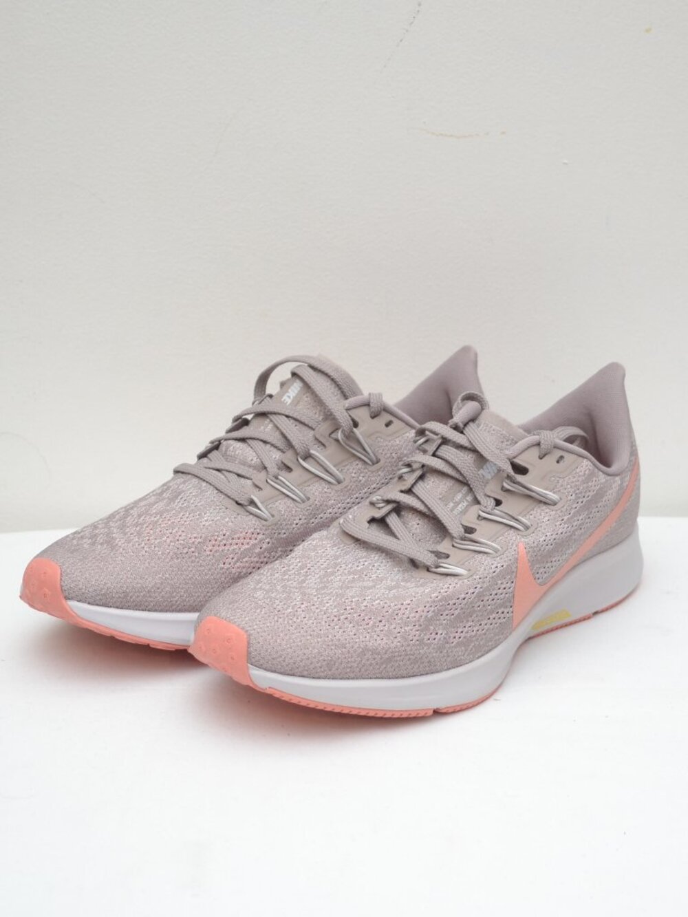 Nike Women's Pumice Taupe Nude Air Zoom Pegasus Size 9 *Tried On*